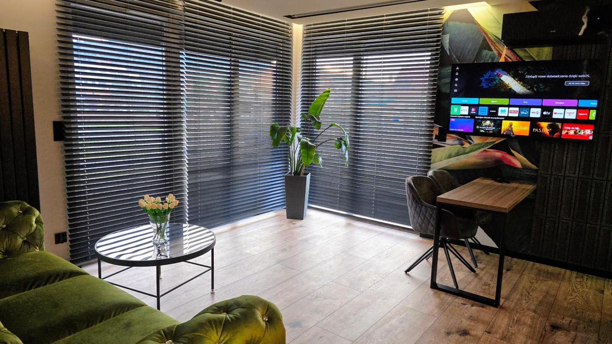 Apartament Dark Prestige New ! - Dostep 24H, Projektor , Garaz Podziemny , Klimatyzacja , Duzy Taras Кельце Екстер'єр фото