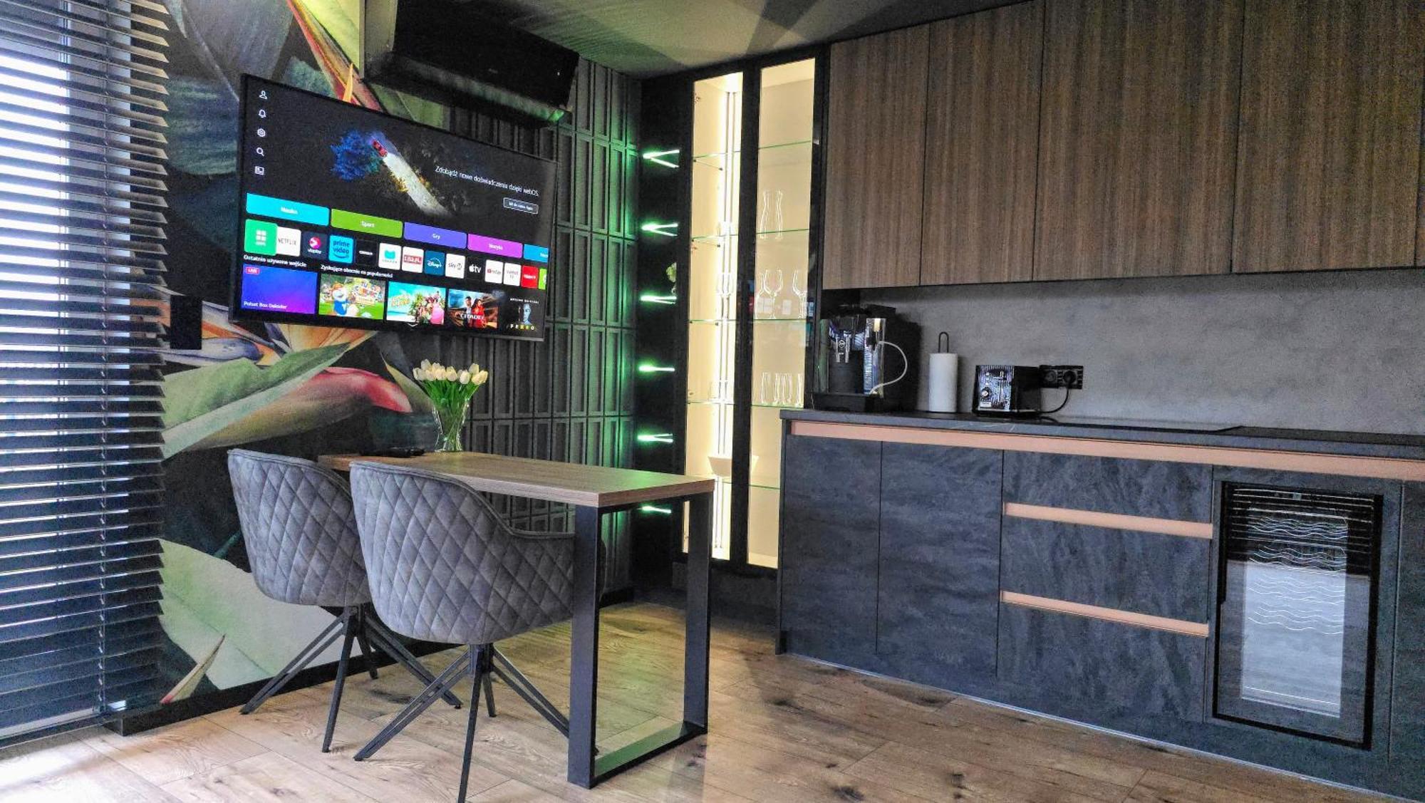 Apartament Dark Prestige New ! - Dostep 24H, Projektor , Garaz Podziemny , Klimatyzacja , Duzy Taras Кельце Екстер'єр фото